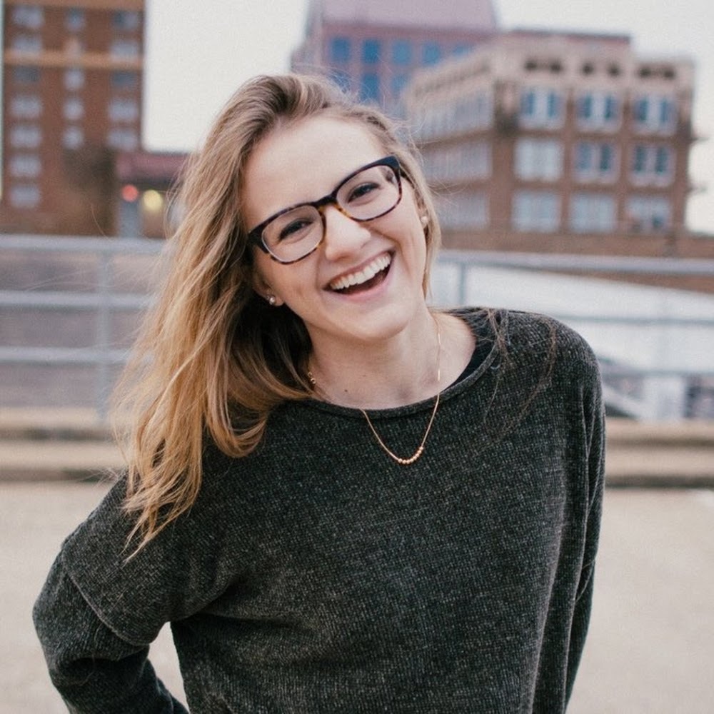 Meet your Posher, Emma